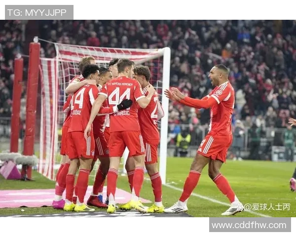 欧联杯精彩对决拜仁狂胜AC米兰引发转会风波与热议