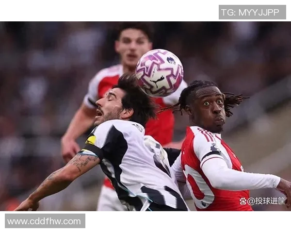 世界杯激战那不勒斯与阿森纳战平精彩瞬间引发全场热烈反响