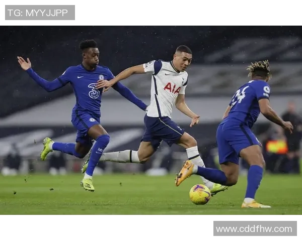 中超激战切尔西逆转热刺绝杀时刻引发全场狂欢与转会风波