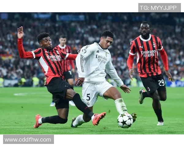 意甲激战曼城逆转AC米兰神扑引发争议判罚全场沸腾