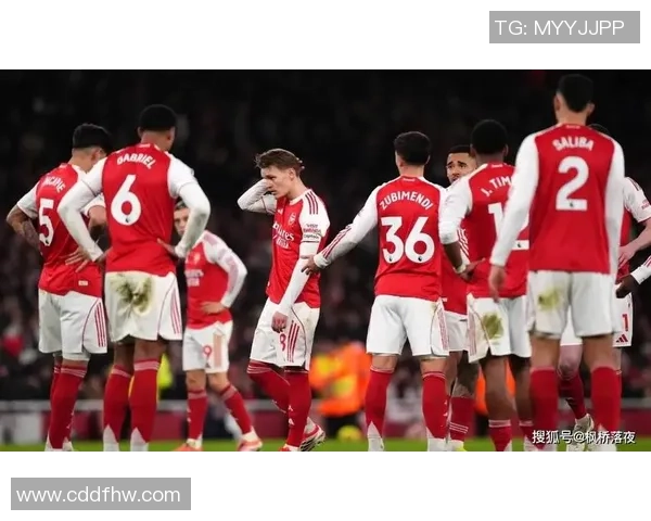 德甲激战巴黎圣日耳曼小胜阿森纳红牌事件引发全场热议与战术解析