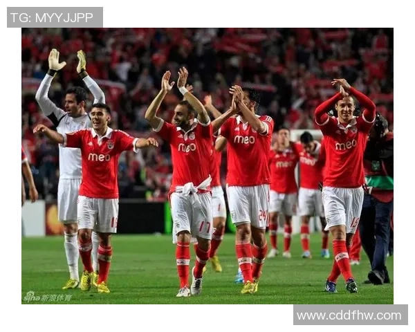 欧联杯激战本菲卡大胜马竞四球狂潮引发全场沸腾